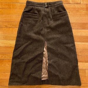 Chic Brown Herringbone Midi Skirt